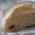 アコ8's cooksnap of when they made 捏ねずに作るバゲット☆桜の塩漬け入り.