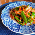 カフェドチワワ♡'s cooksnap of when they made さやえんどうとにんじんとちくわの甘辛炒め.