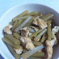 しぃ～ちゃん's cooksnap of when they made ふきと油揚げの煮物♪.