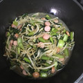 Iilyblo's cooksnap of when they made 保育園給食★小松菜ともやしの炒め物.