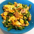 ハモーサ✩385's cooksnap of when they made インゲンとウインナーの卵炒め.