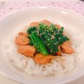 こんのあお's cooksnap of when they made 鶏肉とほうれん草のウマウマ丼.