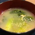 ここっこ★'s cooksnap of when they made 【簡単】チンゲン菜とレタスの中華スープ.