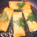 Hana87☆'s cooksnap of when they made ささみでヘルシー焼き春巻き.