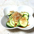 tennisnoah's cooksnap of when they made 簡単！ズッキーニのおかか和え.
