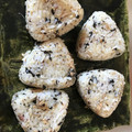 mimiraku's cooksnap of when they made 焼きさんまのおにぎり☆.