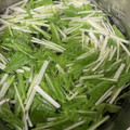 roseclover's cooksnap of when they made 簡単激ウマ！水菜とワカメのお吸い物！.