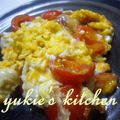 yukiはぴ's cooksnap of when they made 簡単♪トマトとチーズのスクランブルエッグ.