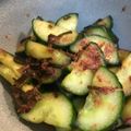 saki1010's cooksnap of when they made 塩昆布＆かつお節で きゅうりのお漬け物.