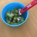 みりん調味料's cooksnap of when they made 簡単、 ピッとするだけ♪キウイのヘタ処理.