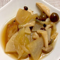 dolcektra's cooksnap of when they made 簡単！大根とさつま揚げとしめじの煮物♪.