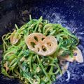 クックJEVAKN☆'s cooksnap of when they made 蓮根と豆苗サラダ.