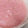 くーし's cooksnap of when they made パンなどに♡いちごみるくクリーム.