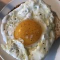 Yokchina's cooksnap of when they made 目玉焼きトースト☆スペイン市民戦争時風？.