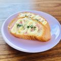 ねっちゃんっ's cooksnap of when they made 簡単☆小腹満足ベーコンWチーズマヨラスク.