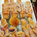 もにまる親方's cooksnap of when they made 売ってるみたい～な折込みスティックパン.