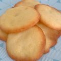 Yooboo's cooksnap of when they made サクサク！卵白1個で簡単ラングドシャ.