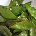 たろう713's cooksnap of when they made 春の簡単料理★オランダ豆のカレーソテー.