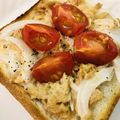 zuwanko♪'s cooksnap of when they made 朝食に♬簡単♬ツナと玉ねぎのマヨトースト.