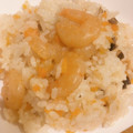 LUNAmama☆'s cooksnap of when they made 炊飯器で♪誰でも簡単エビピラフ.