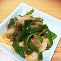 ミズタマ♪'s cooksnap of when they made 簡単♪ピーマンと玉葱のおかかマヨ醤油炒め.
