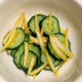 チーズスキヨ's cooksnap of when they made 小夏の皮ときゅうりのサラダ.