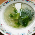 Varenie's cooksnap of when they made レタスと玉ねぎのスープ.