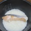 ジョングレ's cooksnap of when they made 炊くだけ簡単☆鮭ご飯(*^^*).