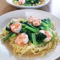τомоко's cooksnap of when they made 本格的なエビと青菜のあんかけ焼きソバ.