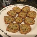 ayk4w41's cooksnap of when they made セサミ&チーズのおつまみクッキー.