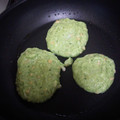 フクヨセ's cooksnap of when they made 簡単時短!じゃがいもと納豆のチーズチヂミ.