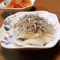 τомоко's cooksnap of when they made 新玉ねぎとしらすのお浸し.