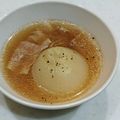 くるくみYK's cooksnap of when they made 簡単まるごと玉ねぎスープ.