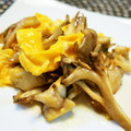 アイリッシュショコラ's cooksnap of when they made ☼節約料理♪まいたけとたまごの炒め物.