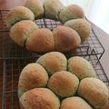 ともみん❤'s cooksnap of when they made ヘルシーおからのちぎりぱん.