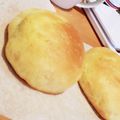 まぐろの's cooksnap of when they made 薄力粉100％節約ハンバーガー（バンズ）.