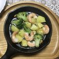 adgjm123's cooksnap of when they made エビとブロッコリーのアヒージョ.