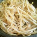 ひんべえ's cooksnap of when they made お弁当にもどうぞ！スパイシーもやしスパ風.
