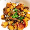クックＦ8ＪＷ40☆'s cooksnap of when they made 鶏レバーとじゃがいものカレー炒め.