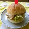 花時計咲いた's cooksnap of when they made 鳥ハムサンド！ロールパンで。.