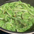 月の影と海's cooksnap of when they made 【野菜ソムリエ】こごみの下処理.