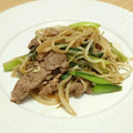 yu1215's cooksnap of when they made 簡単＊牛肉ともやしのオイスター醤油炒め.