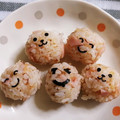 saalalan's cooksnap of when they made 簡単☆ハムとかつお節のおにぎり.