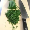 ☆こまっと☆'s cooksnap of when they made ニラ・あさつきの刻み方.