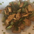 ばーこ４３'s cooksnap of when they made 鶏胸肉と小松菜としめじの中華炒め.