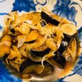 たまゴン♪'s cooksnap of when they made 焼いた茄子と生の新玉ねぎの南蛮漬け.