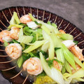 H＊W's cooksnap of when they made 海老とセロリの簡単中華炒め♪♪.