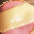 みりん調味料's cooksnap of when they made 簡単^_^マフィンでハムチーズトースト.