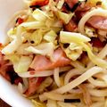 リトルエミエル's cooksnap of when they made めっちゃ簡単な焼きうどん.
