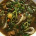 てついく's cooksnap of when they made 残ったカレーリメイクカレーうどん.